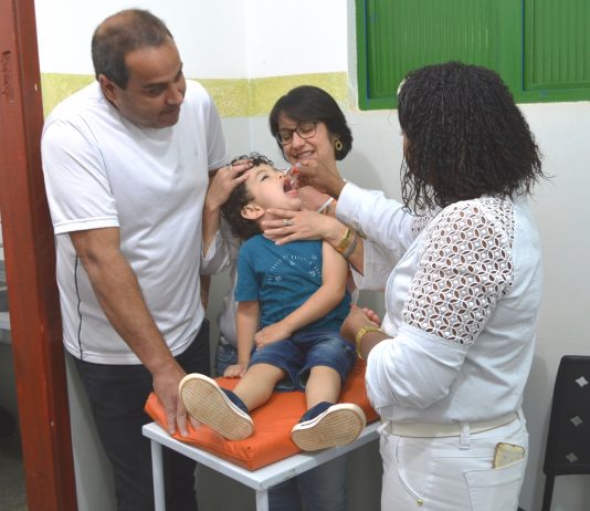 Secretaria de Saúde de Itaquiraí realiza “Dia D” de vacinação contra a pólio e sarampo; campanha continua