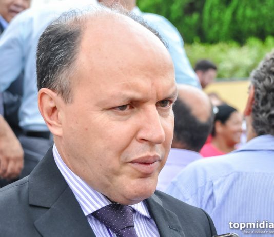Mochi não foi convencido a disputar o governo; indefinição continua no MDB