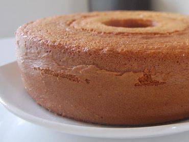 Aprenda a fazer um Bolo Simples, mas, muito saboroso
