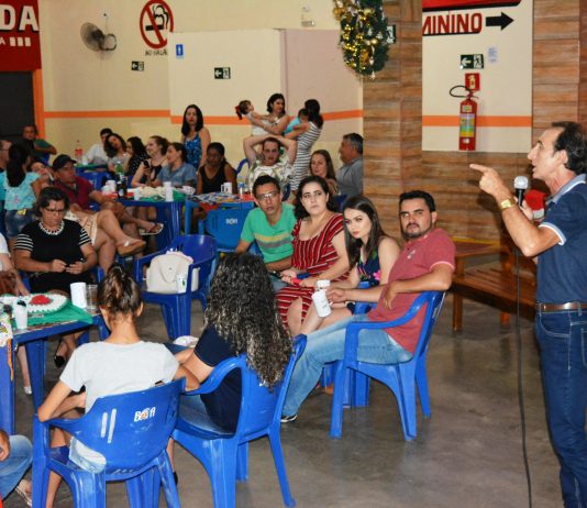 Em confraternização, Elmir Buhler destaca a grande importância do Hospital São Francisco para Itaquiraí