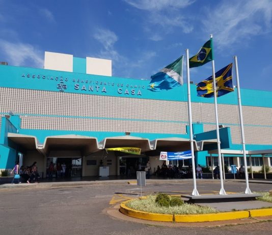 Médico é sequestrado no estacionamento da Santa Casa de CG, mantido refém e ladrões levam BMW