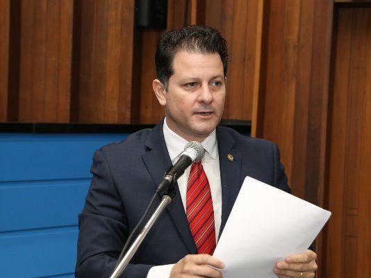 Renato Câmara apresenta projeto para difundir a música clássica
