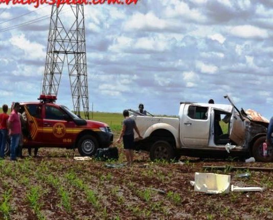 Idosa morre ao ser lançada de caminhonete durante capotamento, em Maracaju