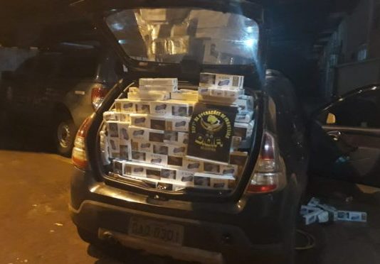 DOF apreende veículo com 1.500 pacotes de cigarros contrabandeados