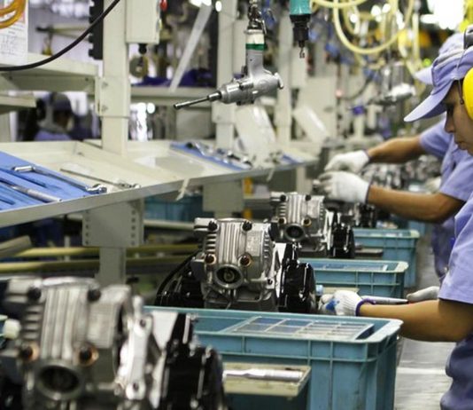 Produção industrial avança em nove locais pesquisados em janeiro