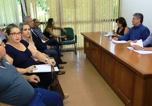 Publicado decreto que restitui jornada normal de trabalho a partir de 1º de julho