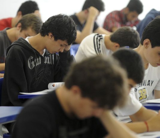 Cronograma do Enem está mantido, diz Inep