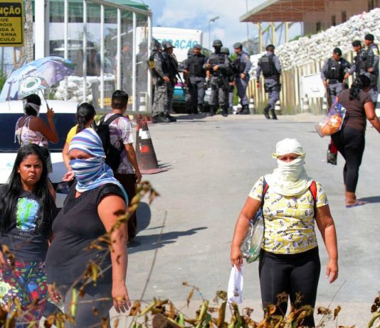 Governo do AM confirma 42 novas mortes em presídios; total chega a 57