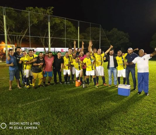 Seleção Máster de Itaquiraí vence donos da casa e está na final da Copa Suíço de Naviraí