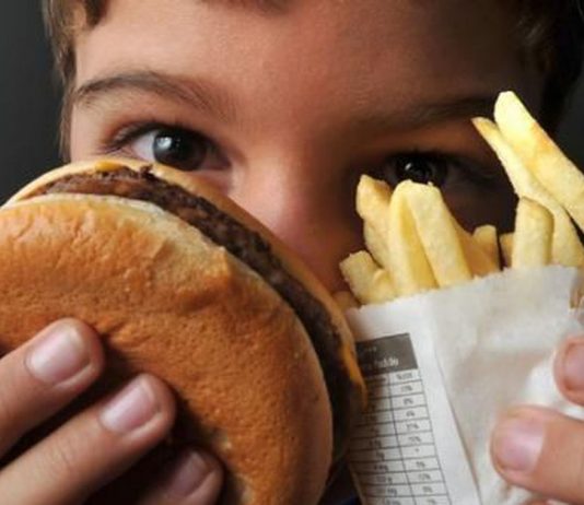 Adolescentes com sobrepeso têm risco elevado de doença cardiovascular