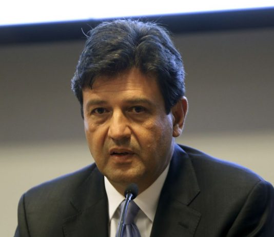Governo vai apresentar programa para substituir Mais Médicos