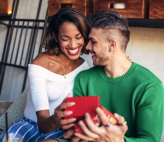 35 ideias de presentes criativos e baratos para o Dia dos Namorados