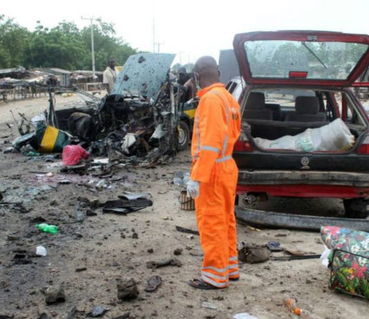 Triplo atentado suicida mata pelo menos 30 pessoas na Nigéria