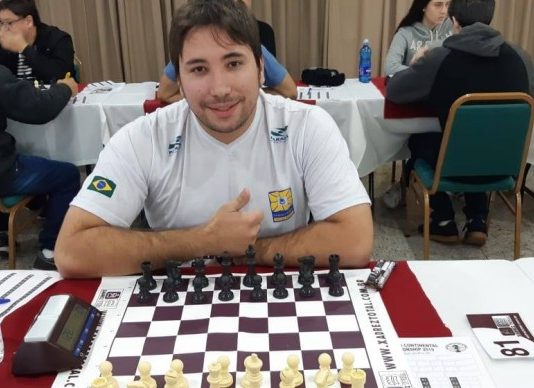 Naviraiense conquista Titulo de Mestre Nacional de Xadrez