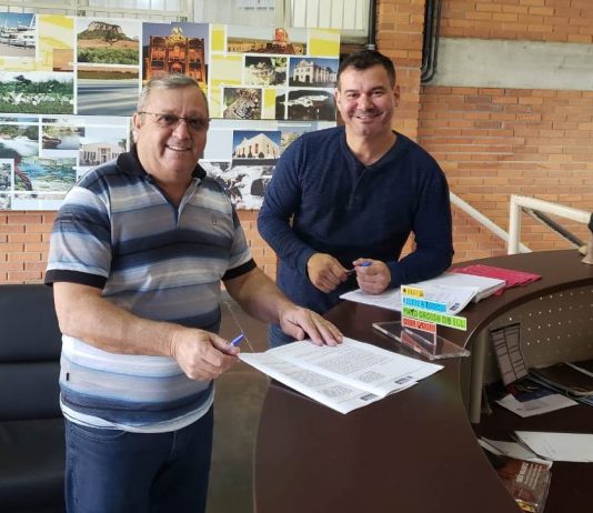 Ricardo Fávaro assina convênio e garante parte de verba para custear a Itaquipesca 2019
