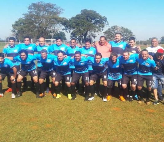 Britão estreia como técnico em jogo internacional no time de Sete Quedas