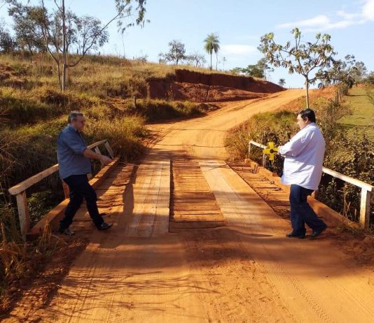 Ricardo Fávaro vistoria pontes e faz projetos na busca de recursos para pontes de concreto