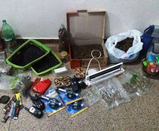 Polícia fecha laboratório do tráfico no Parque Alvorada e prende três universitários