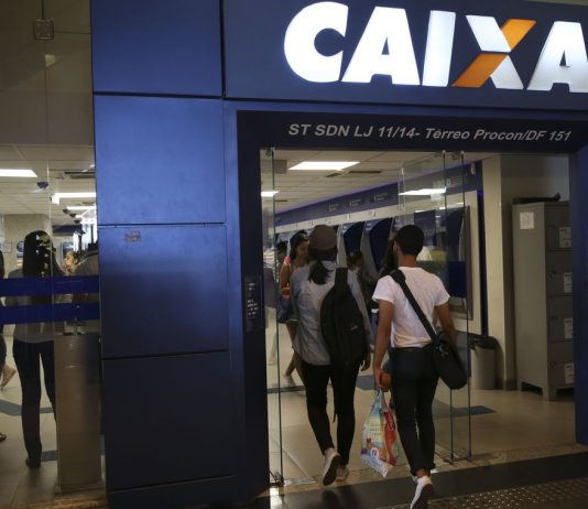 Pagamento de até R$ 500 do FGTS para trabalhadores começa hoje