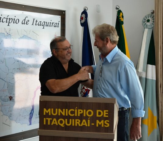 Prefeito Ricardo empossa Felipe Kopper como secretário de Desenvolvimento Econômico de Itaquiraí