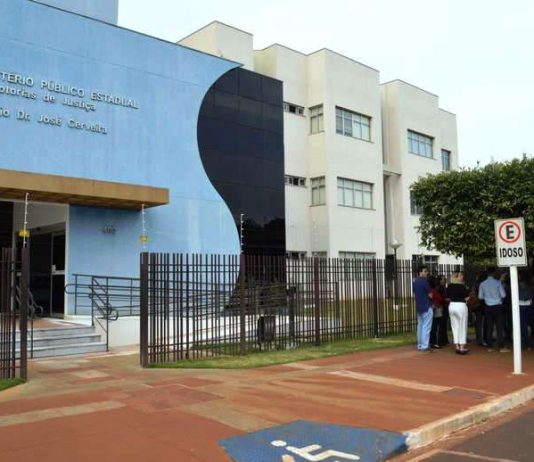 Salários atrasam pelo 3º mês seguido, em Dourados, e servidores voltam a pedir ajuda ao MPE
