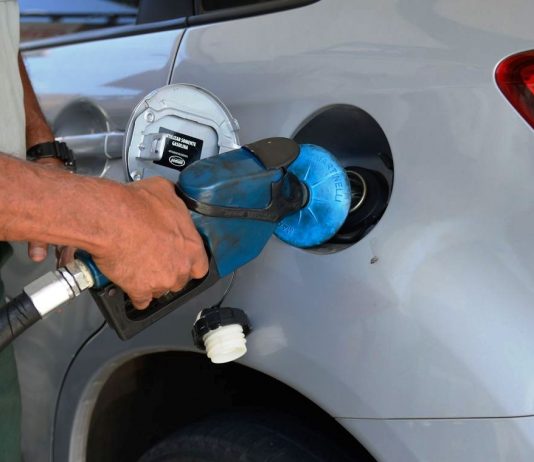 Petrobras eleva o preço da gasolina em 3,5% e do diesel em 4,2%