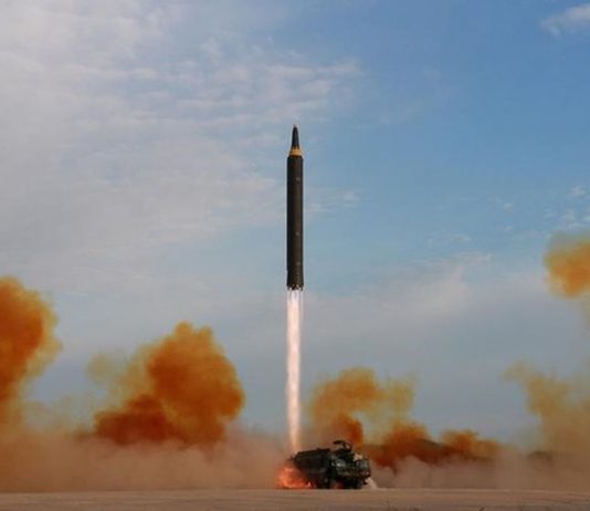 Japão diz que Coreia do Norte teria lançado um míssil balístico