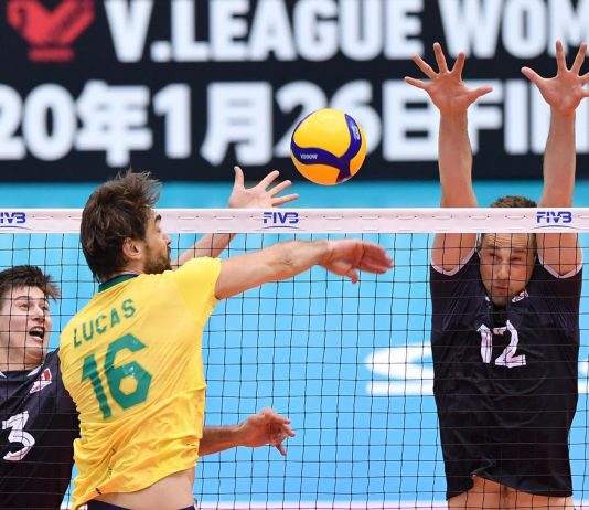 Brasil atropela Canadá em estreia na Copa do Mundo de Vôlei Masculino