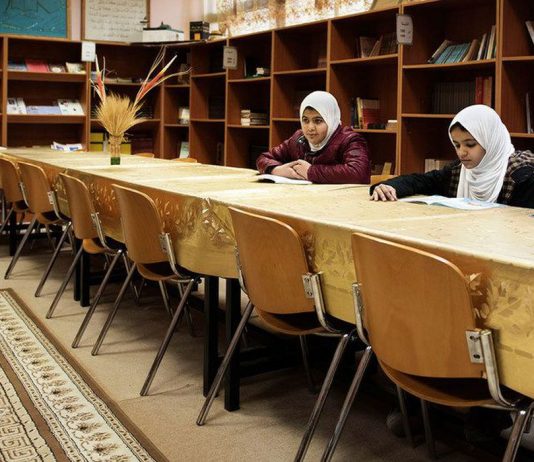 Unesco: Covid-19 deixa mais de 776 milhões de alunos fora da escola