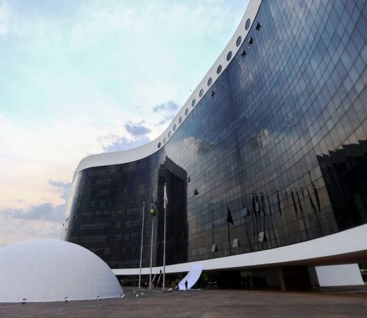 ELEIÇÕES 2020: eleitor pode justificar ausência pelo celular