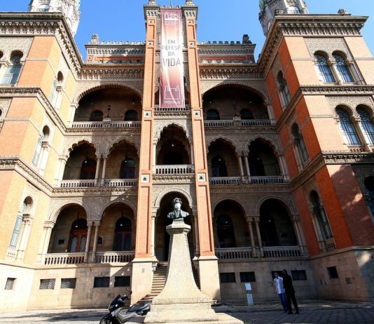 Começa o fornecimento de novo remédio para doenças reumatológicas ao SUS