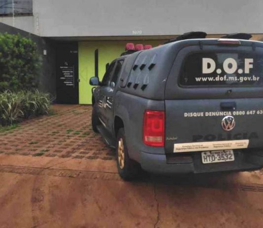 Com viatura na porta de agência, publicitário denuncia terrorismo eleitoral em Dourados