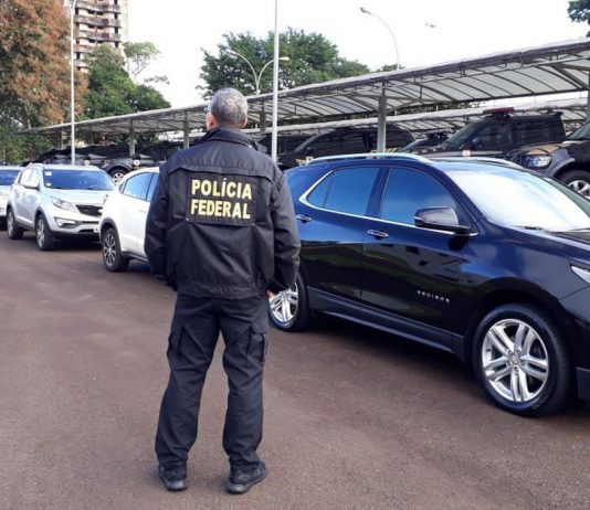 Polícia Federal faz operação contra fraudes no auxílio emergencial