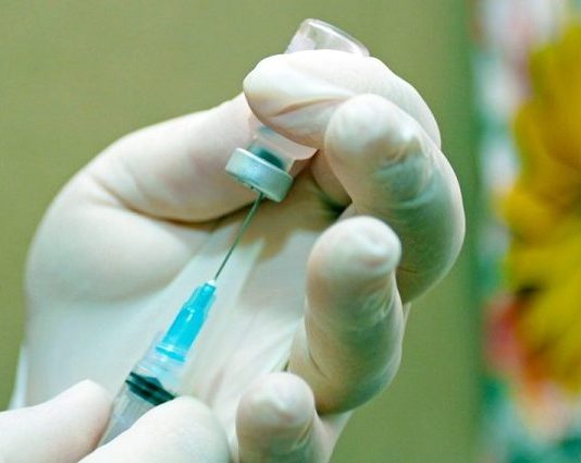 Reinaldo Azambuja assina carta dos governadores à ONU por mais vacinas