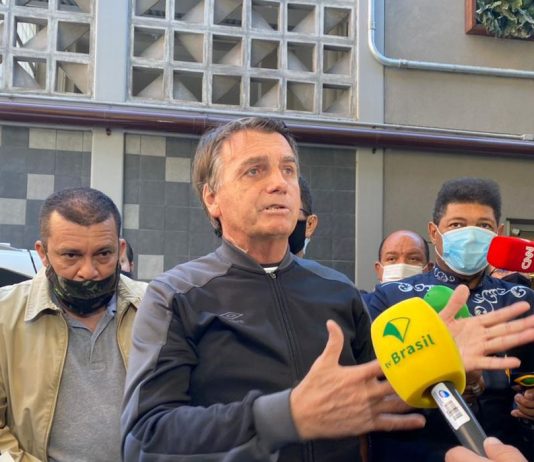Presidente Jair Bolsonaro recebe alta médica