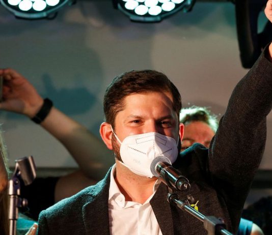 Ex-líder estudantil Gabriel Boric vence as eleições no Chile