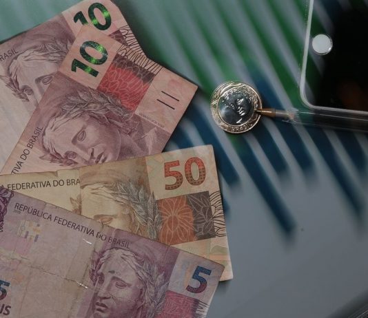 Veja o calendário do ciclo de pagamentos do Auxílio Brasil em dezembro