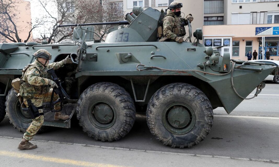 2022-02-25t105011z_1445728503_rc2yqs9jd87d_rtrmadp_3_ukraine-crisis-hungary-border