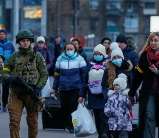 Autoridades de Kiev negociaram 10 corredores humanitários com a Rússia