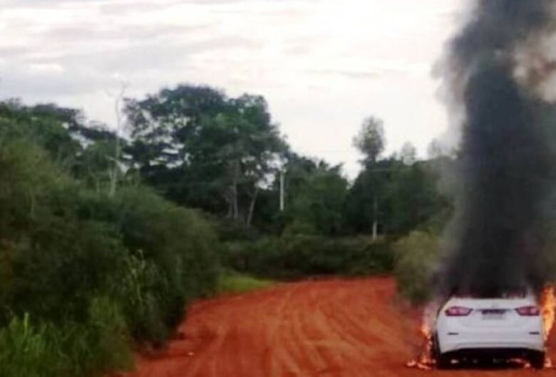 carro-chamas-widelg