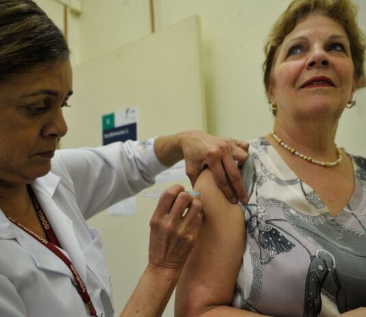 por que se vacinar contra gripe todo ano