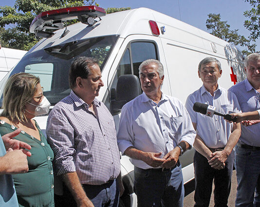 Japorã recebe ambulância entregue pelo Governo do Estado