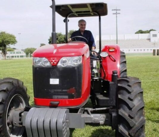 Governo do Estado entrega mais 363 máquinas e equipamentos aos 79 municípios de MS