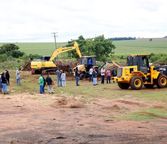 Prefeitura e Funtrab concluem curso de Máquinas Pesadas com 140 participantes em Naviraí