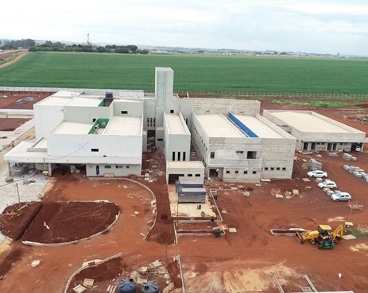 Com 60% da obra já executada, Hospital Regional de Dourados deve ser entregue até o final do ano