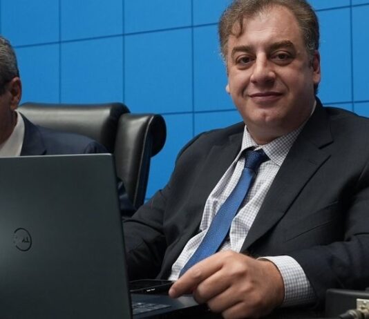 ITAQUIRAÍ: Neno Razuk solicita doação de veículo para assentados