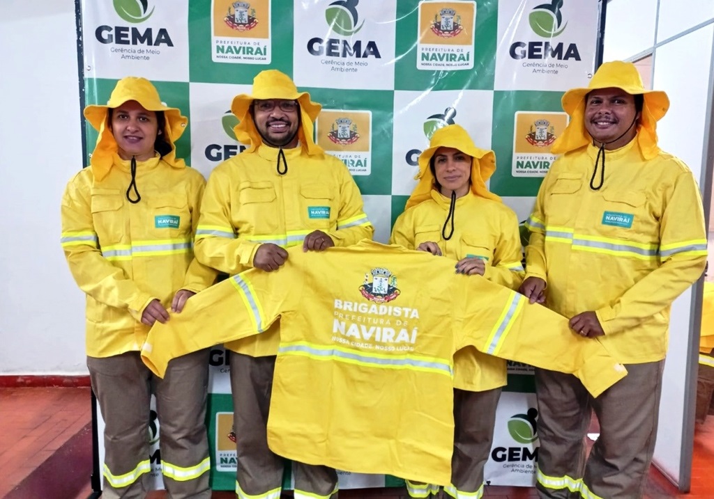 05.07.22 Prefeitura de Naviraí adquire EPIs para combate a incêndios florestais