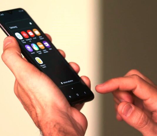 Governo suspende atividades de 180 empresas por telemarketing abusivo