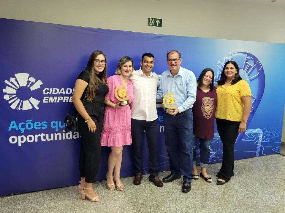 241122-sala-do-empreendedor-de-navirai-conquista-certificacao-ouro-pela-qualidade-no-atendimento-aos-empreendedores-1-960x720