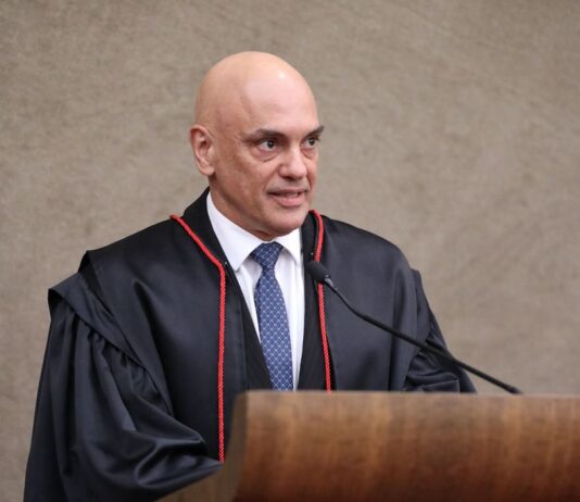 Moraes: ação do PL deve abranger dois turnos das eleições